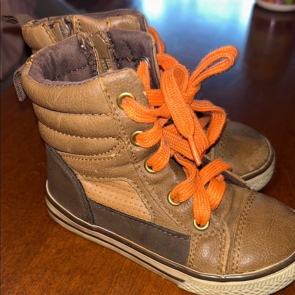 Baby GAP Brown and Orange Boots with Vibrant Laces - Picture 5 of 6